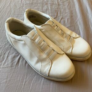 Reaction Kenneth Cole White Women's Sneakers